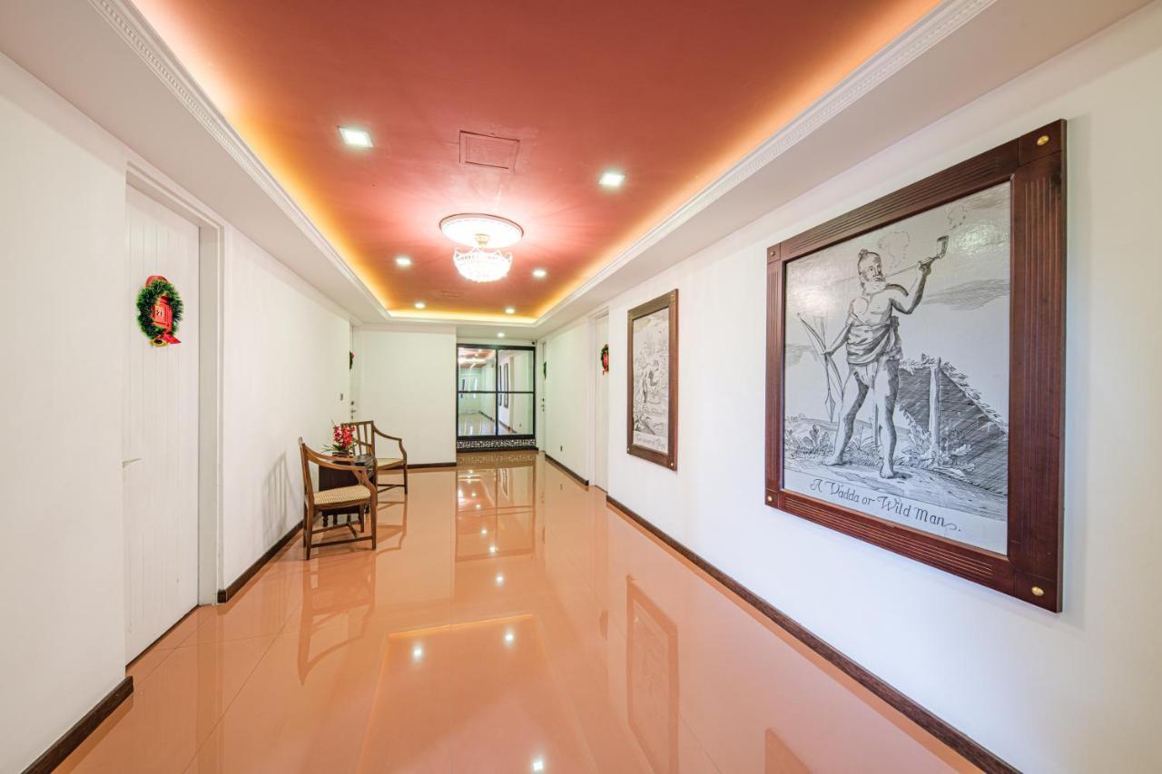Hotel Earl'S Red Colombo Exterior foto